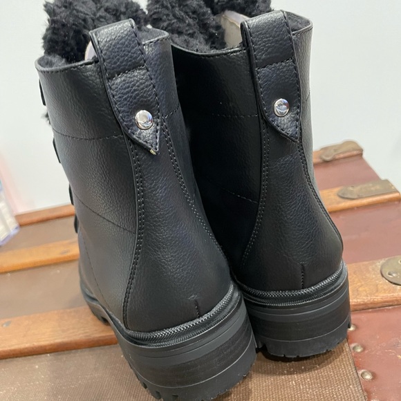 NINE WEST BLACK BOOTS - Picture 7 of 10